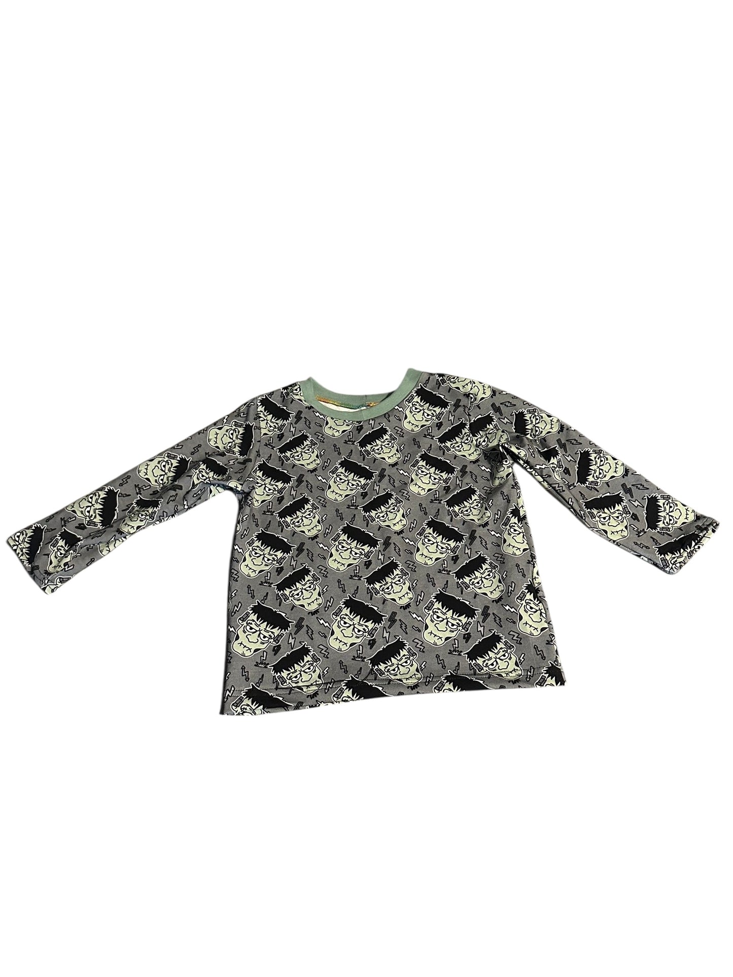 18-24 Frank Baggy Tee