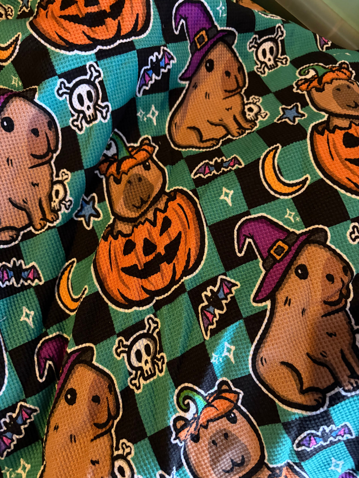 Slot- Capy Halloween (All Sizes)