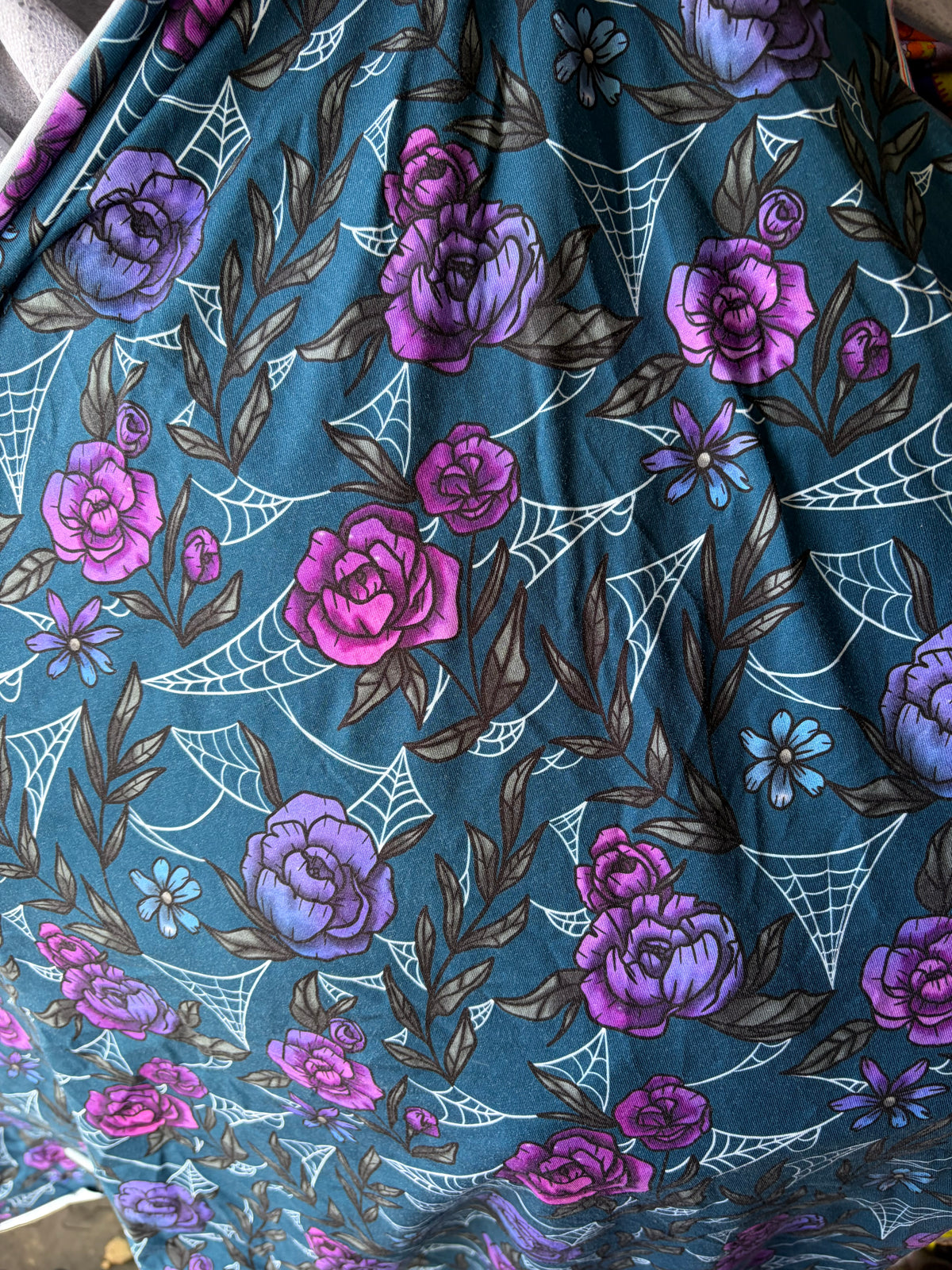 Slot- Webbed Roses (Up To 9/10)