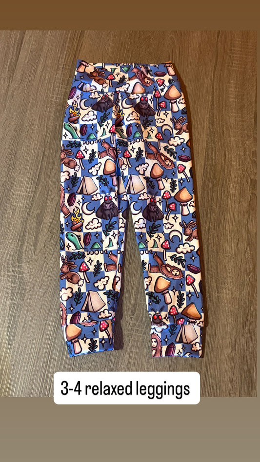 3-4 Cryptid Cuties Relaxed Leggings
