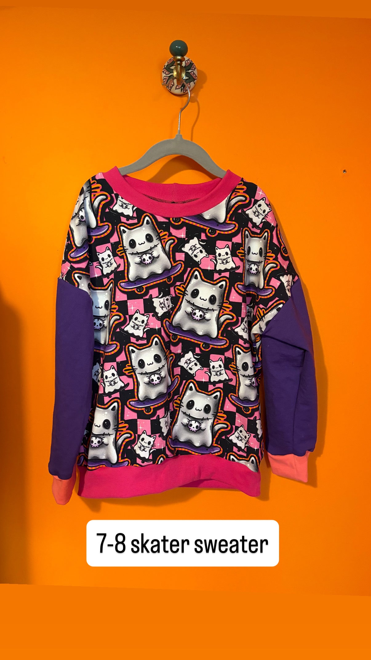 7-8 Skate Cat Skater Sweater