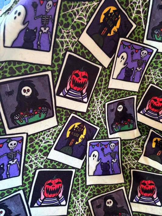 Slot- Spooky Snapshots (Up To 9/10)