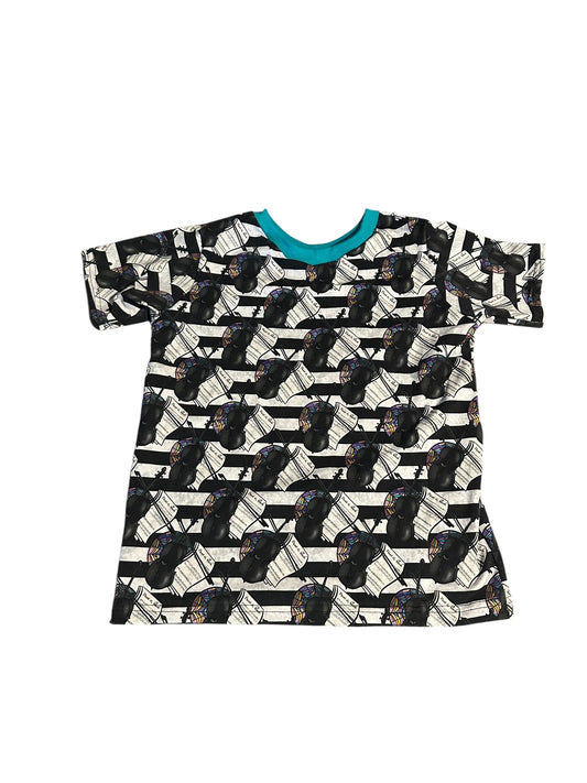 5-6 Wednesday Cello Baggy Tee